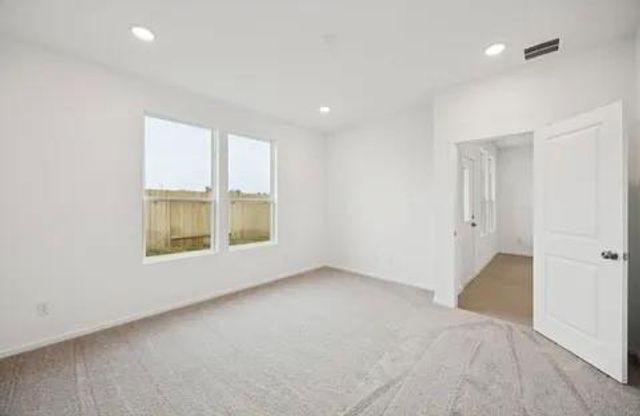 10730 Sora Drive, Conroe, TX 77378