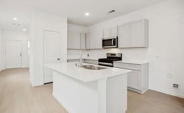 10730 Sora Drive, Conroe, TX 77378