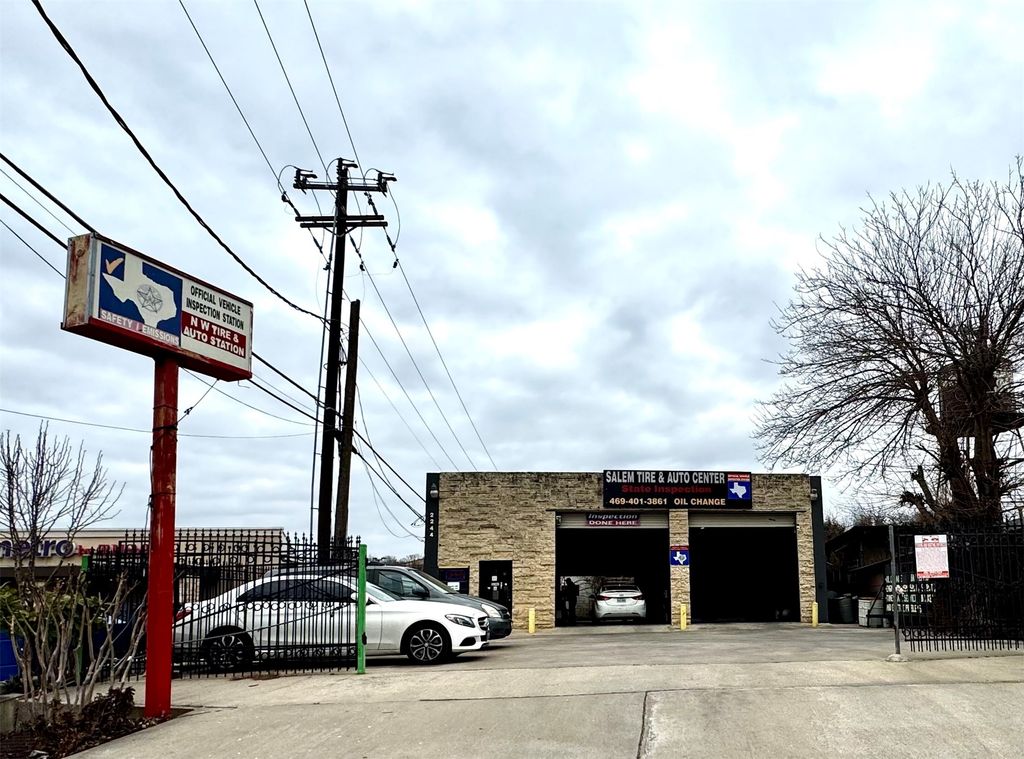 2244 Jacksboro Highway, Fort Worth, TX 76114