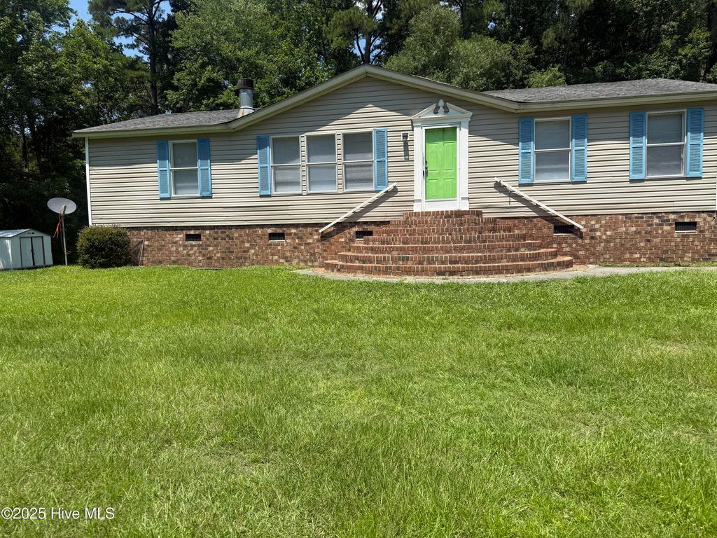 297 Main Street, Grifton, NC 28530