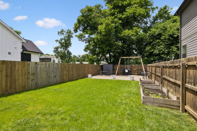 411B Eastboro Dr, Nashville, TN 37209
