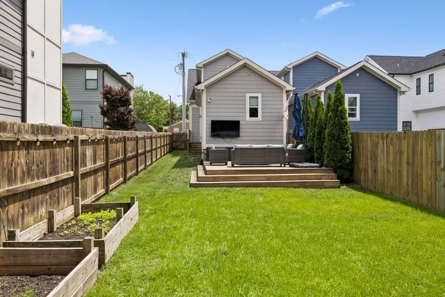 411B Eastboro Dr, Nashville, TN 37209