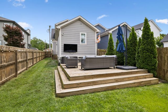 411B Eastboro Dr, Nashville, TN 37209