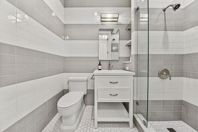 1719 SE 10th Street, Fort Lauderdale, FL 33316