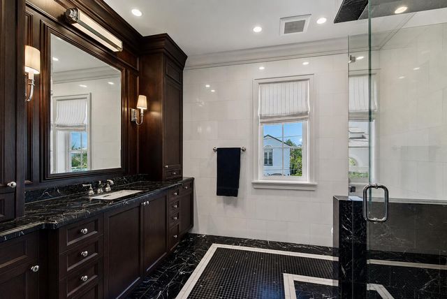 1719 SE 10th Street, Fort Lauderdale, FL 33316