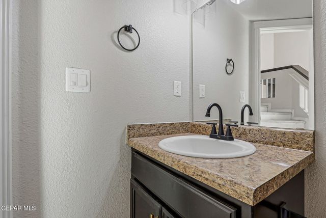 2921 PINO SECO Place, El Paso, TX 79938