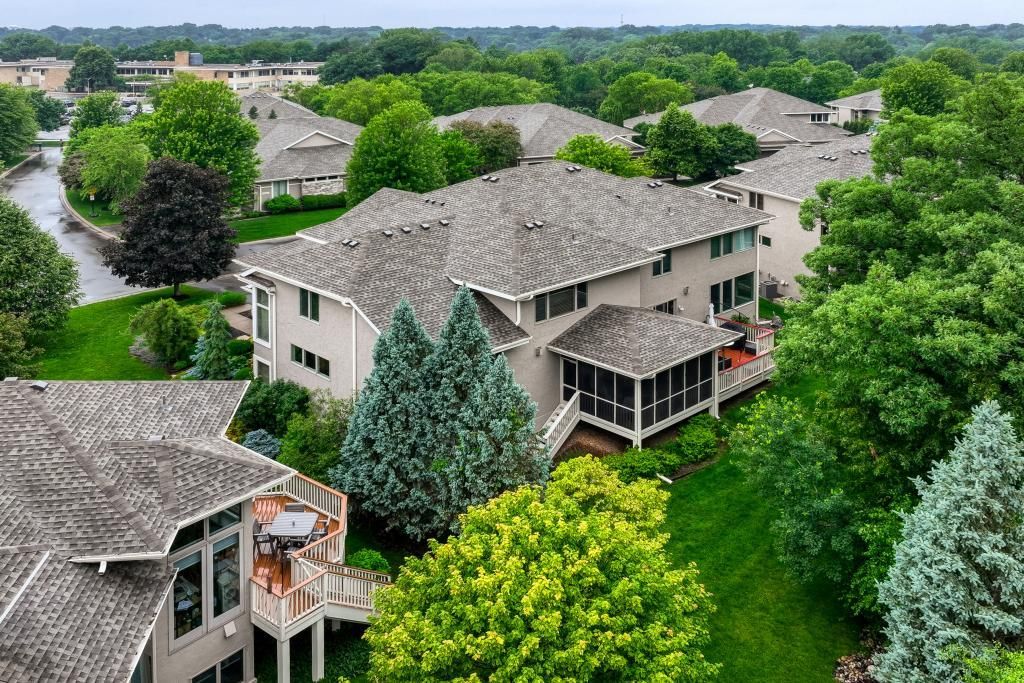 1340 Waterford Drive, Golden Valley, MN 55422 — photo 2