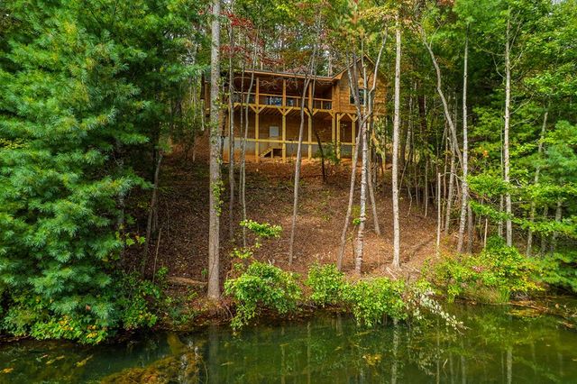 85 Moreland Trail, Blue Ridge, GA 30513