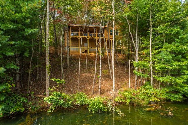 85 Moreland Trail, Blue Ridge, GA 30513