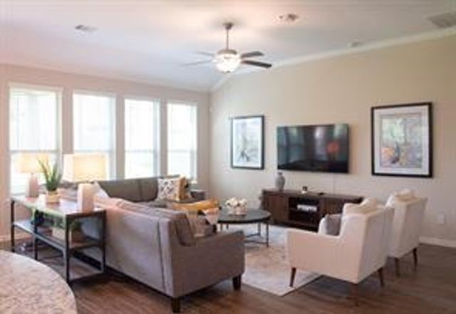 246 Crest Sights Drive, Montgomery, TX 77316