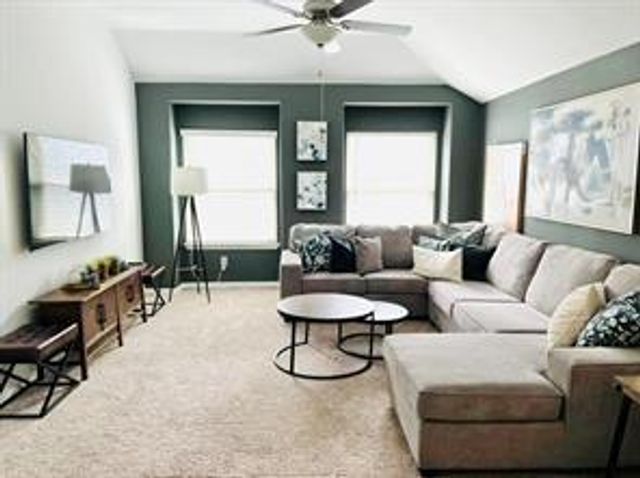 246 Crest Sights Drive, Montgomery, TX 77316