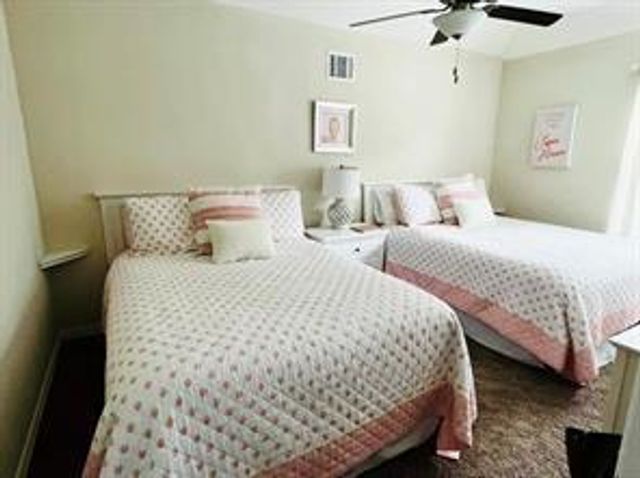 246 Crest Sights Drive, Montgomery, TX 77316