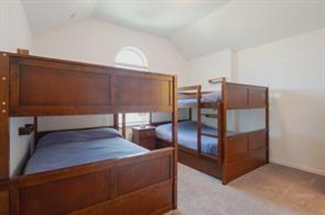 246 Crest Sights Drive, Montgomery, TX 77316