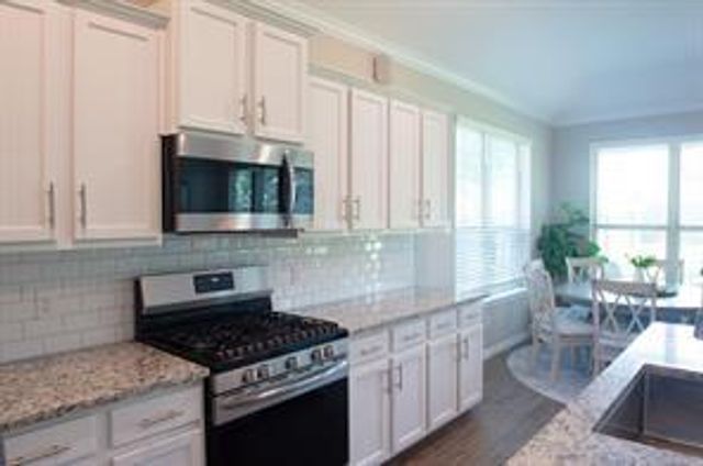 246 Crest Sights Drive, Montgomery, TX 77316