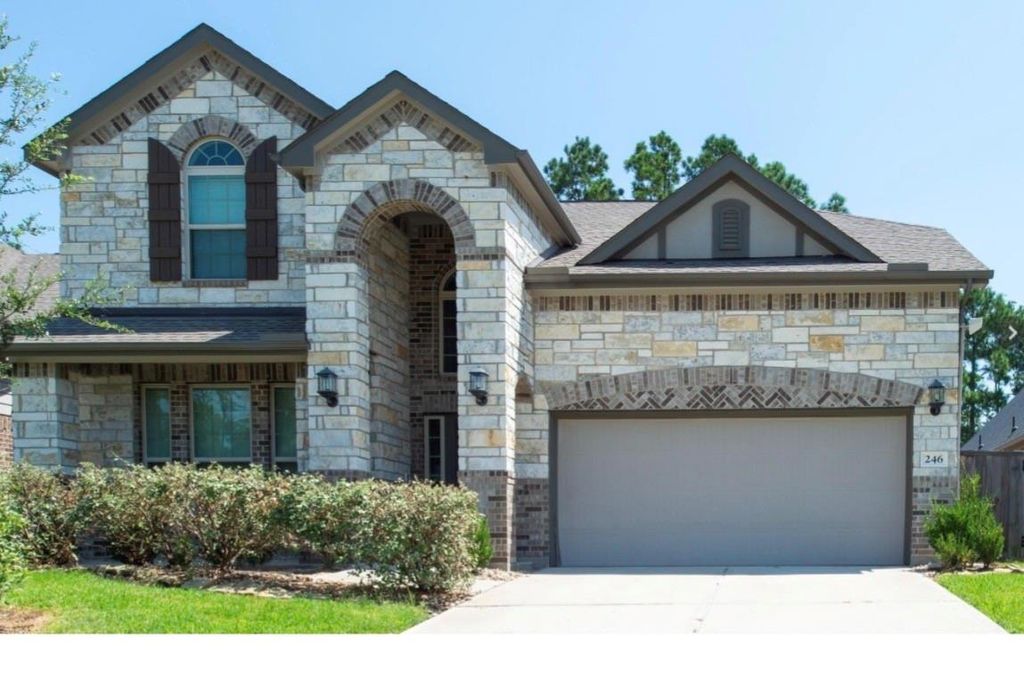 246 Crest Sights Drive, Montgomery, TX 77316