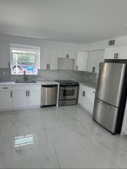 700 NW 3rd Avenue, Pompano Beach, FL 33060