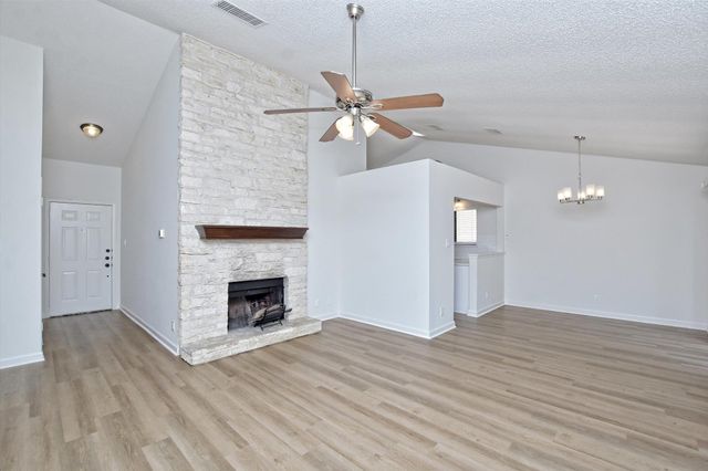 1305 Elm Forest DR, Cedar Park, TX 78613