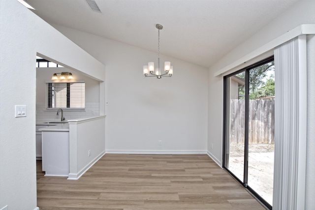 1305 Elm Forest DR, Cedar Park, TX 78613