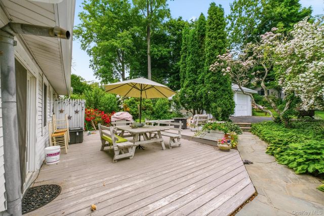 24 Tamarack Road, Mahopac, NY 10541