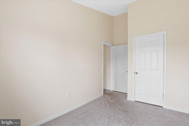 6511 OLD CARRIAGE LN, Alexandria, VA 22315