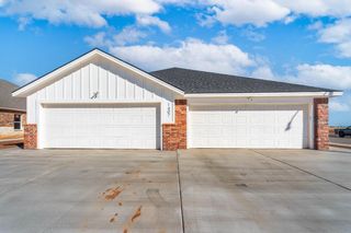 1407 17th Street, #A-B, Shallowater, TX 79363