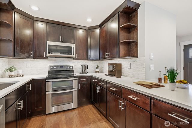 11106 SE 225th Court, Kent, WA 98031