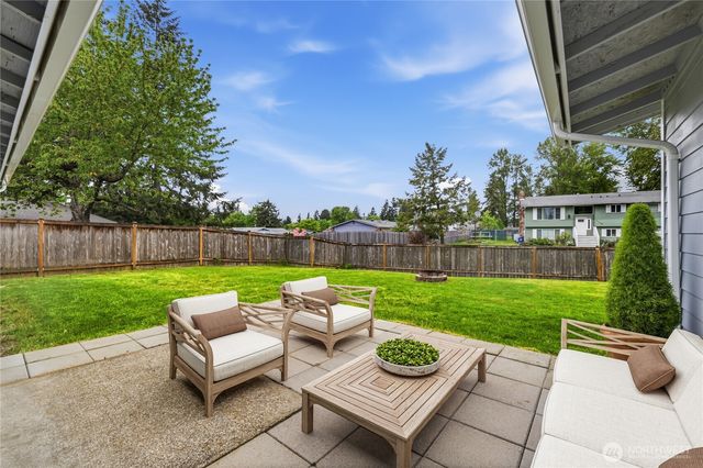 11106 SE 225th Court, Kent, WA 98031