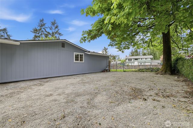 11106 SE 225th Court, Kent, WA 98031
