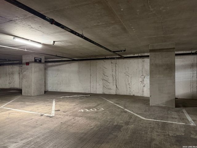 610 E Market St Unit 2904, San Antonio, TX 78205
