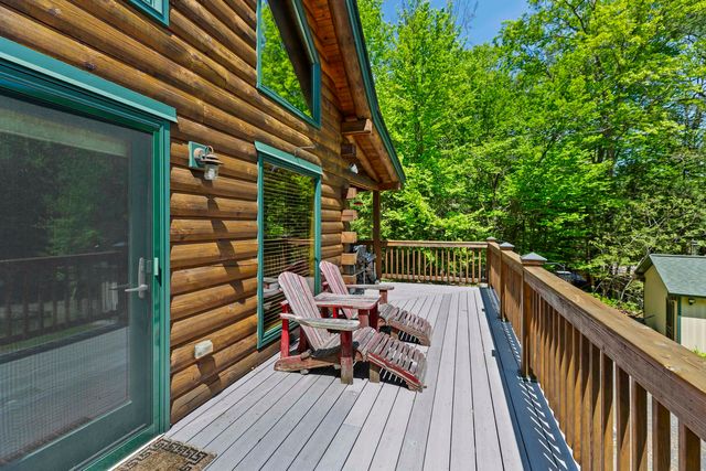25 Goodhue Hill Road, Enfield, NH 03784
