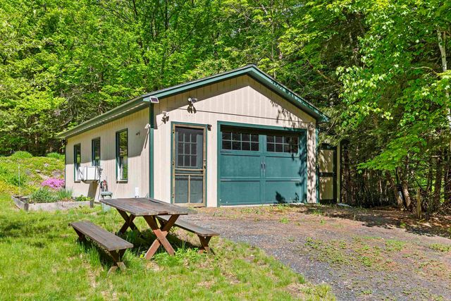 25 Goodhue Hill Road, Enfield, NH 03784