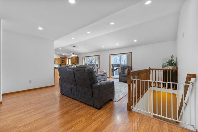 1001 70TH ST SE, Minot, ND 58701