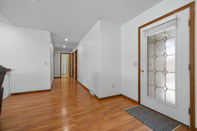 1001 70TH ST SE, Minot, ND 58701