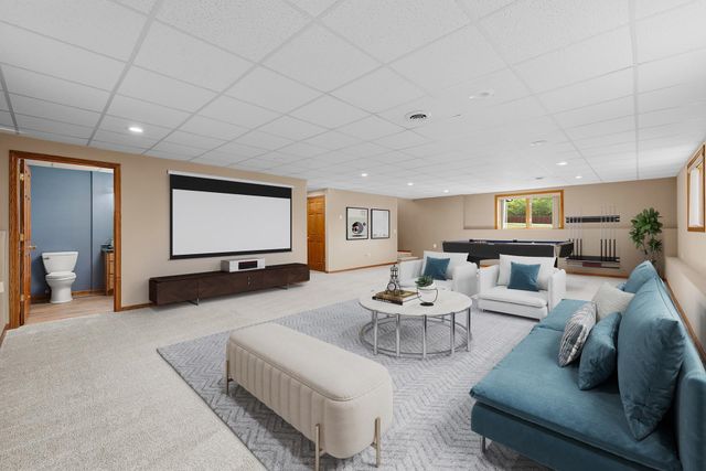 1001 70TH ST SE, Minot, ND 58701