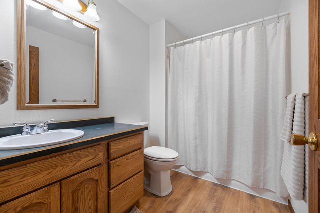 1001 70TH ST SE, Minot, ND 58701