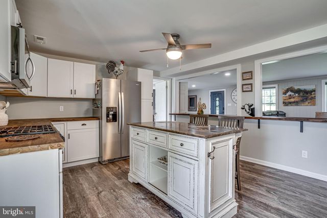 920 WOODS ROAD, Saint Leonard, MD 20685
