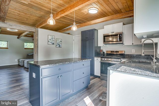 920 WOODS ROAD, Saint Leonard, MD 20685