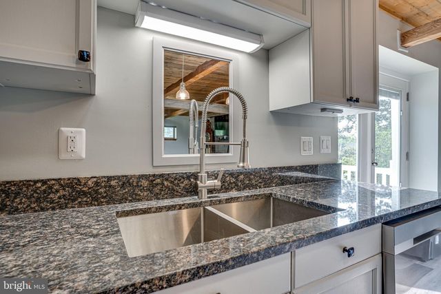 920 WOODS ROAD, Saint Leonard, MD 20685