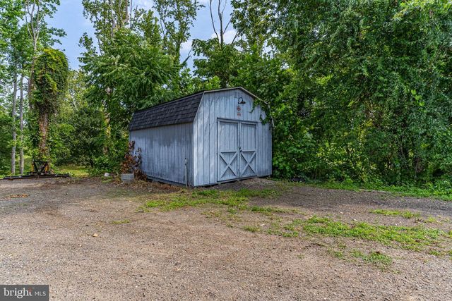 920 WOODS ROAD, Saint Leonard, MD 20685
