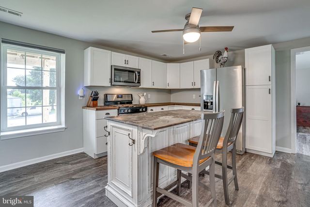 920 WOODS ROAD, Saint Leonard, MD 20685