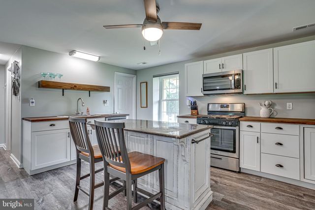 920 WOODS ROAD, Saint Leonard, MD 20685