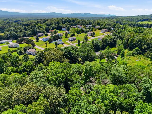 629 Mcclanahan Road SE, Cleveland, TN 37323