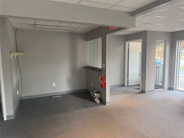 18769 Farmington Road, Livonia, MI 48152