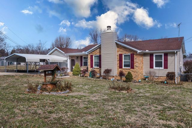 803 Farmingdale Dr, La Vergne, TN 37086