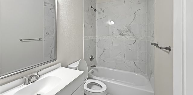 3208 Avenue J, Fort Worth, TX 76105