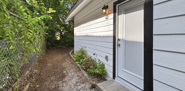 3208 Avenue J, Fort Worth, TX 76105