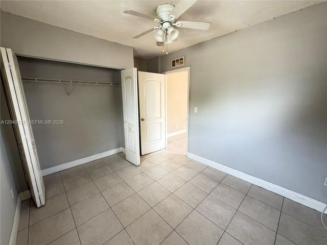 6012 SW 38th St 4, Miramar, FL 33023