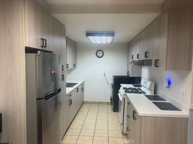 9166 CERRITOS AVE 45, Anaheim, CA 92804