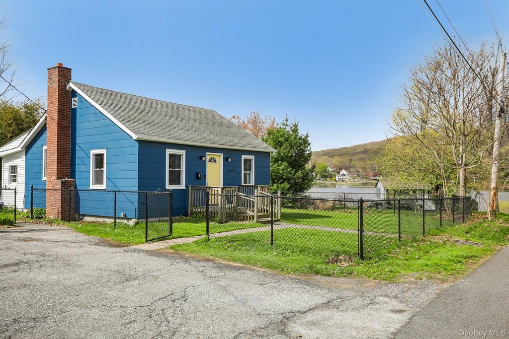 5 Huguenot Road, Carmel, NY 10512