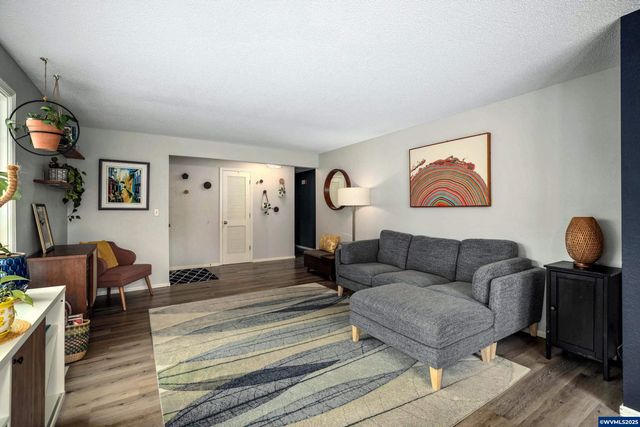 1878 Joseph St S, Salem, OR 97302